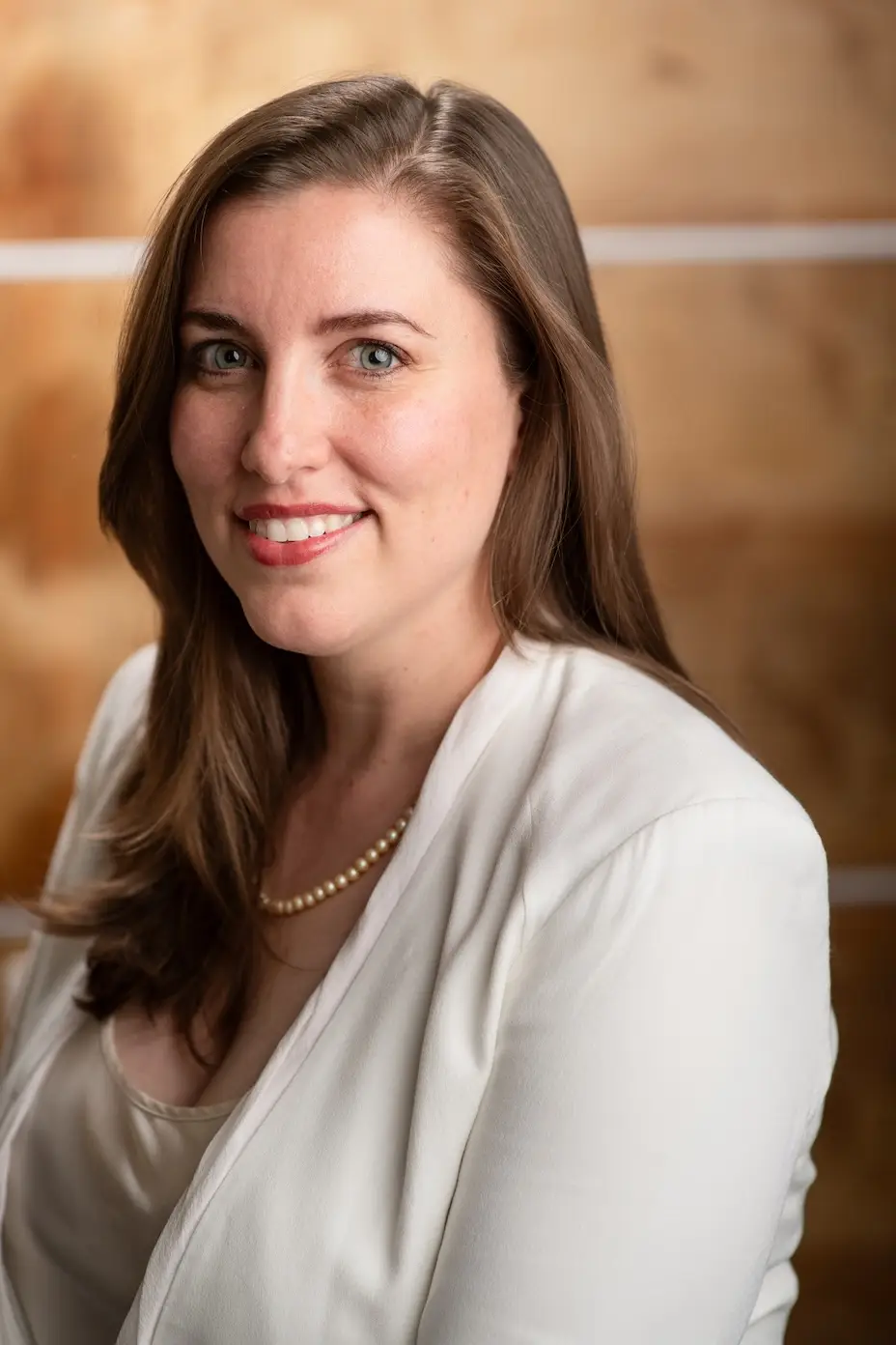 Rebecca Newcomer Head shot